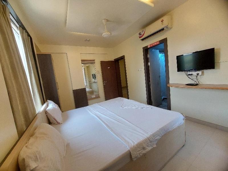 Super Hotel O Happy Homely Stay Near Pune Airport Khadki Exterior foto